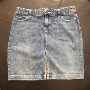 American Eagle Blue Jean Denim Skirt size 4